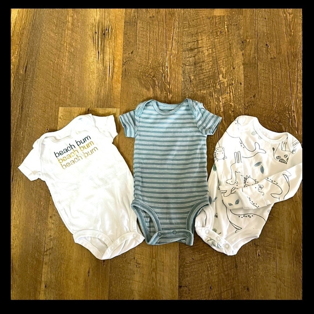 Carters Onsies Various Sizes Green and White (x3)